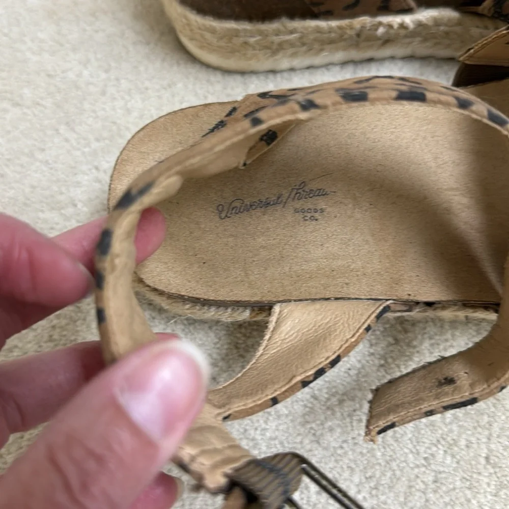 Leopard print sandals - Picture 4 of 5
